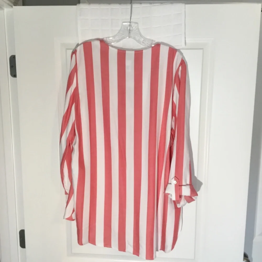 Ruby Rd Ladies V-Neck/ Rollup Sleeves Reddish Coral/ White Strips Size L NWT - Picture 2 of 6